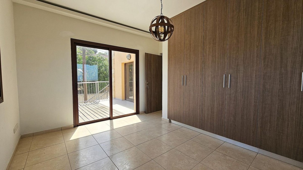 Duplex House with pool in Koili, Paphos