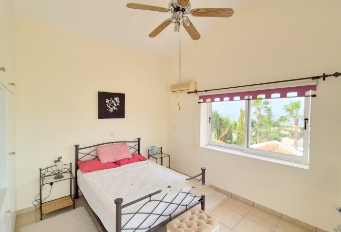 Detached Villa For Sale  in  Peyia - Sea Caves