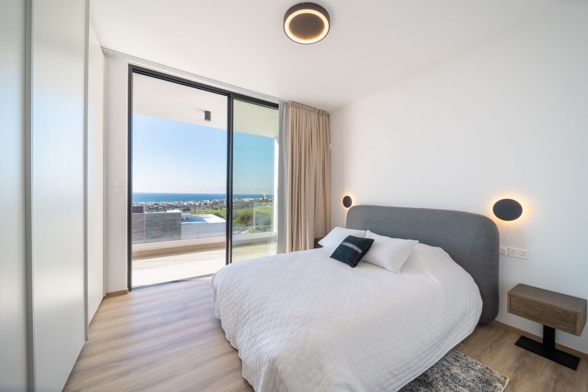 Detached Villa For Sale  in  Chlorakas