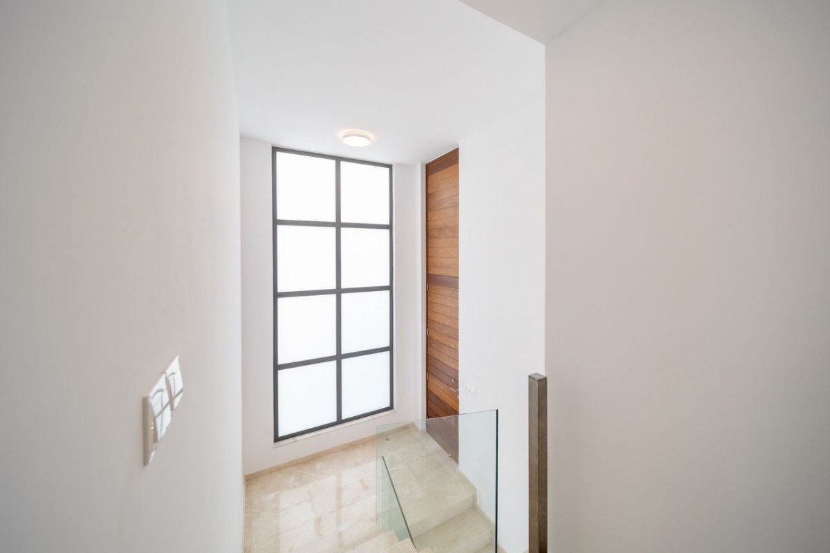 Detached Villa For Sale  in  Chlorakas