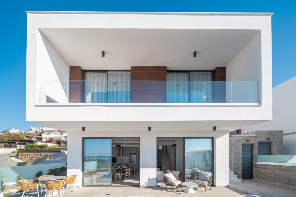 Detached Villa For Sale  in  Chlorakas