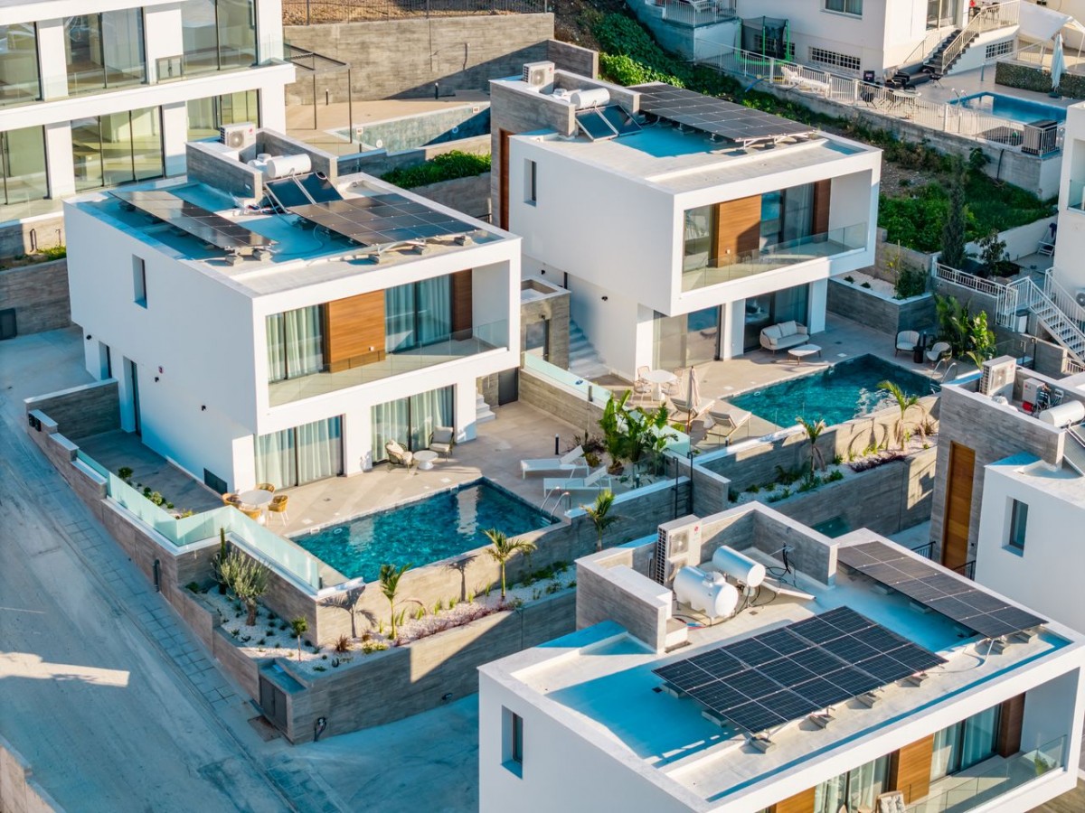 Detached Villa For Sale  in  Chlorakas