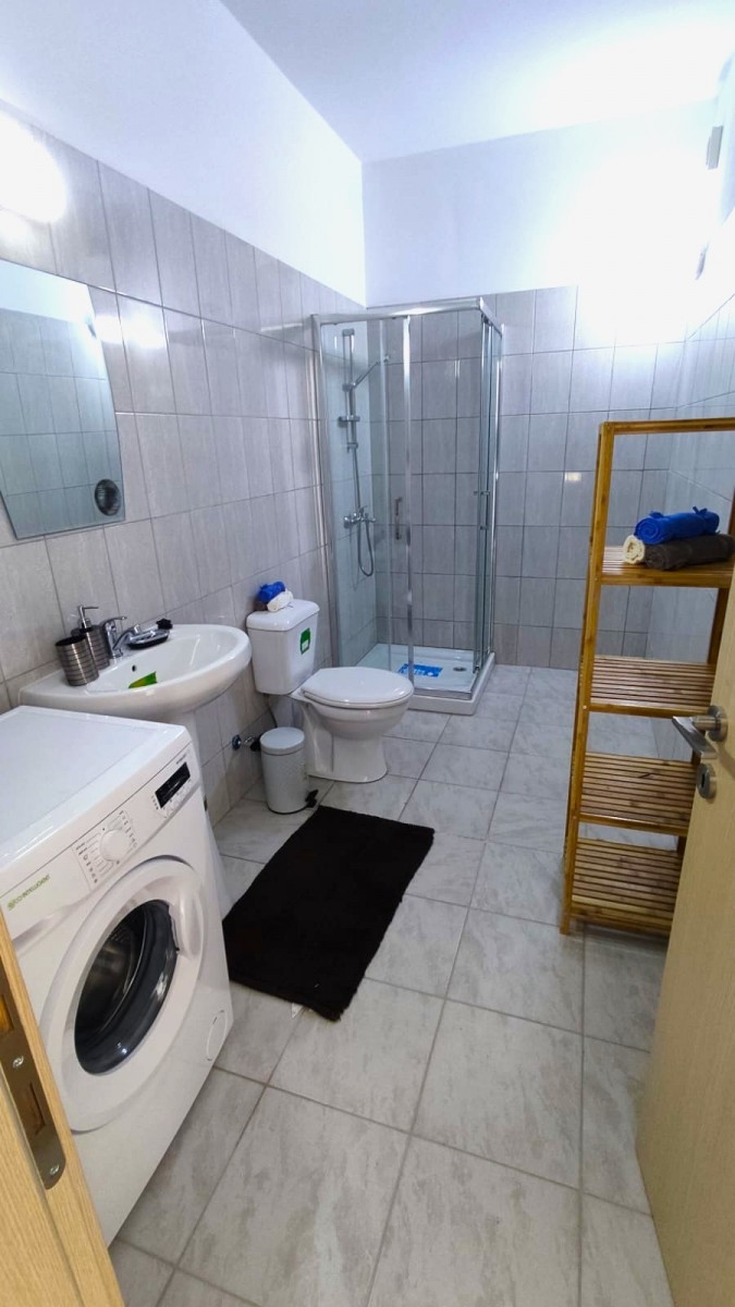 Building For Sale  in  Geroskipou