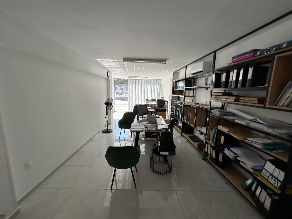 Paphos Town, Paphos Office  For Rent | DT3651
