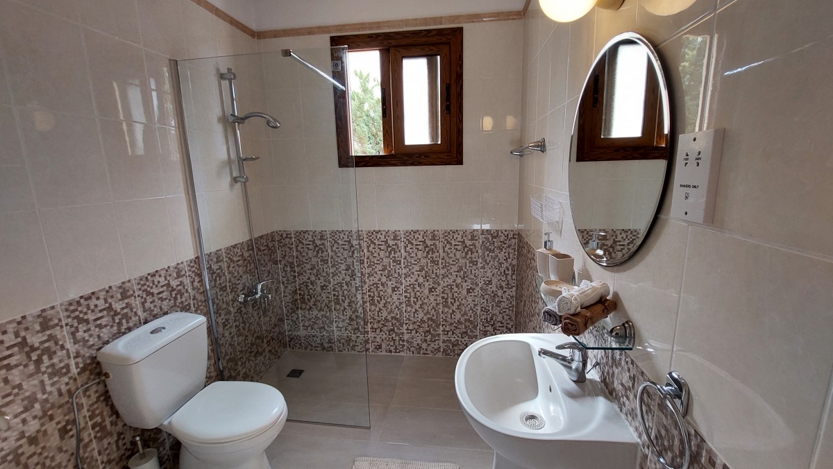 Building For Sale  in  Kato Paphos - Universal