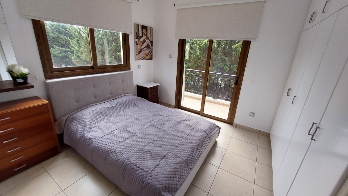 Building For Sale  in  Kato Paphos - Universal
