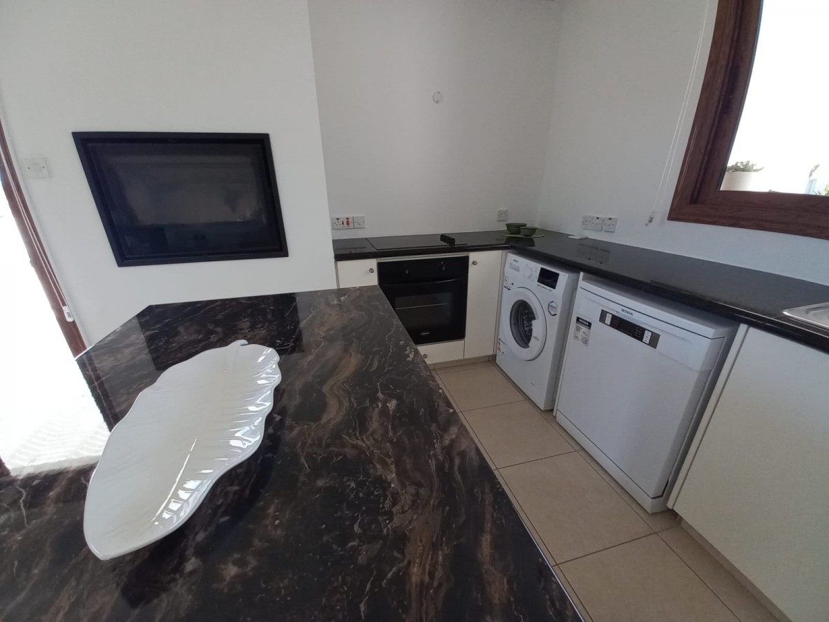 Building For Sale  in  Kato Paphos - Universal
