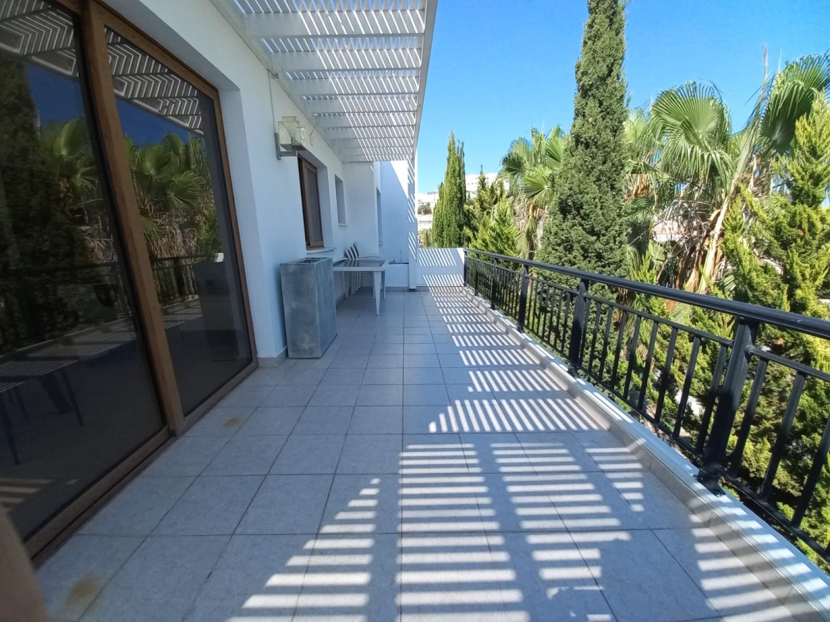 Building For Sale  in  Kato Paphos - Universal