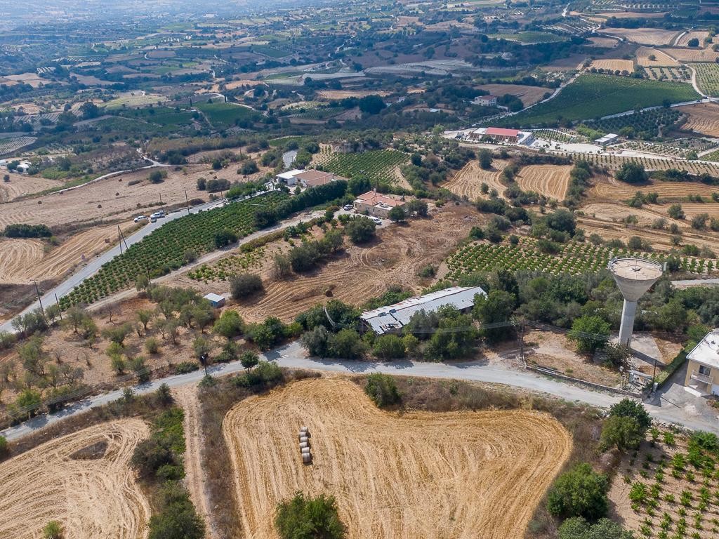 Land in Polemi - Image 5