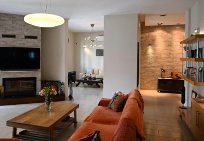 Mesa Chorio, Paphos Detached Villa For Sale | DT3805