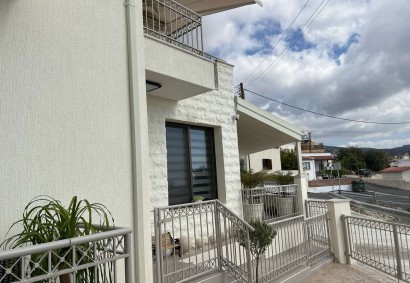 Peyia, Paphos Semi Detached Villa For Sale | DT3809