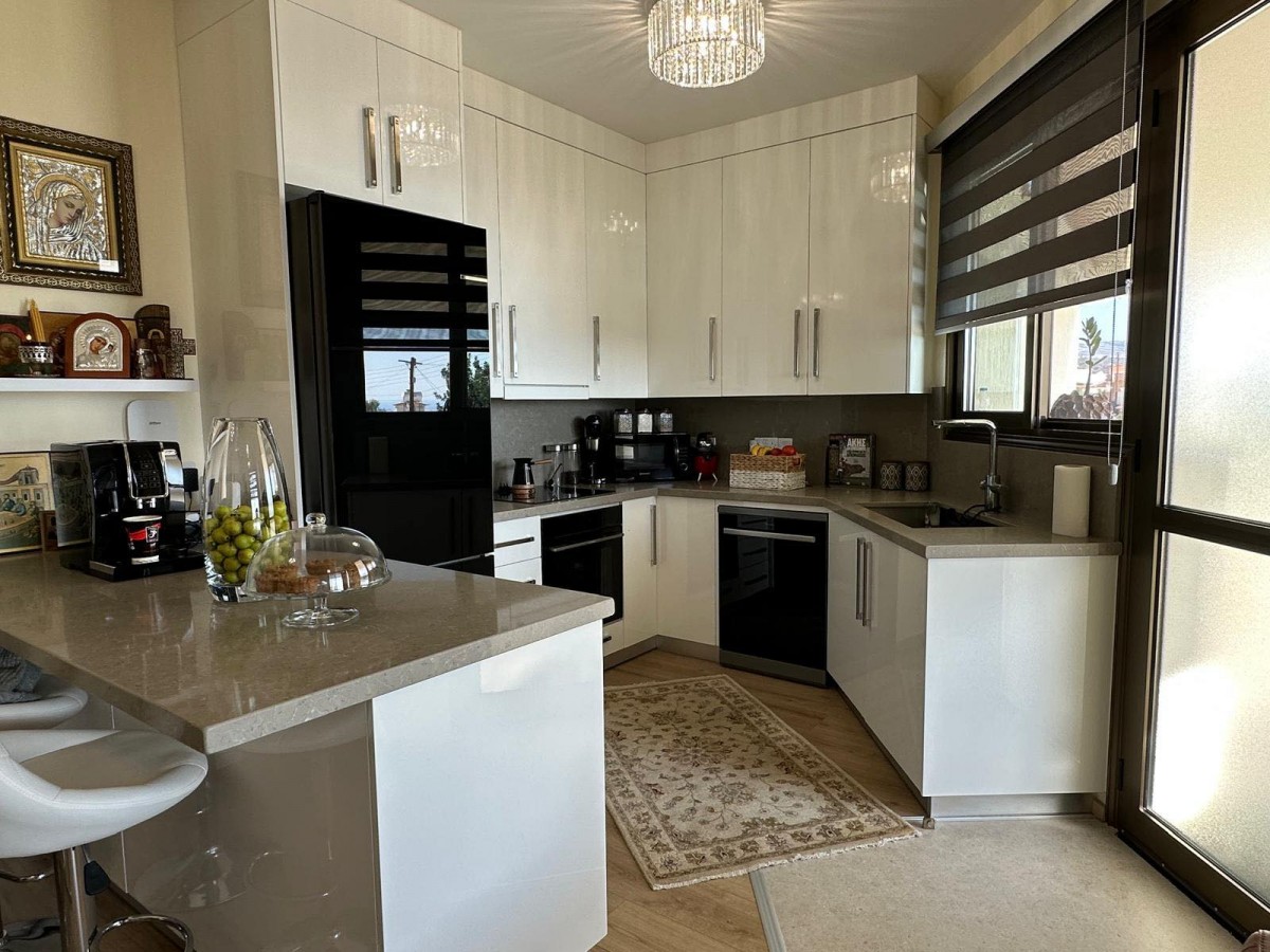 Semi Detached Villa For Sale  in  Peyia
