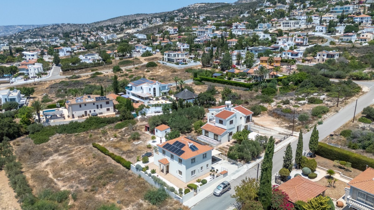 Detached Villa For Sale  in  Tala