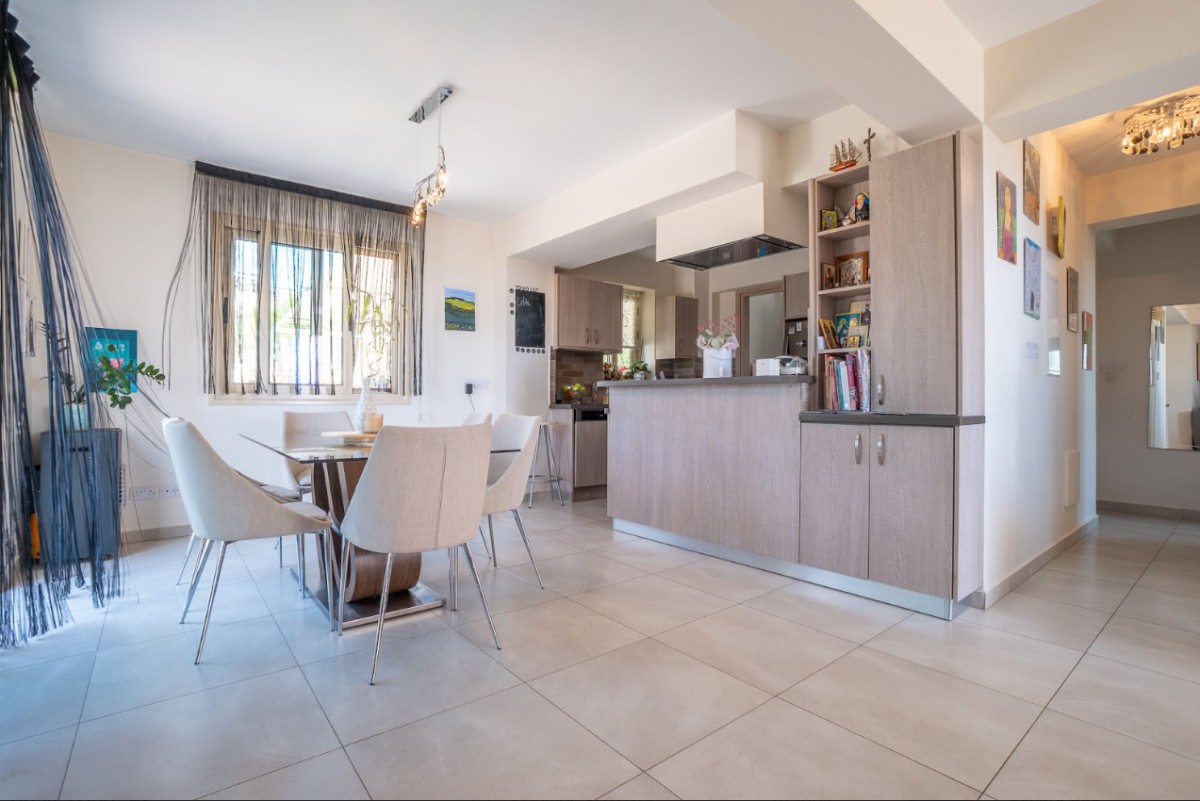 Detached Villa For Sale  in  Tala