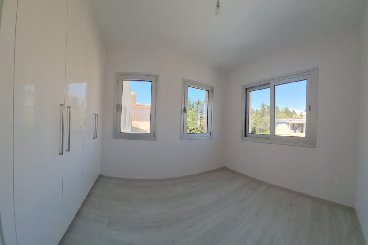 Apartment For Sale  in  Kato Paphos - Universal