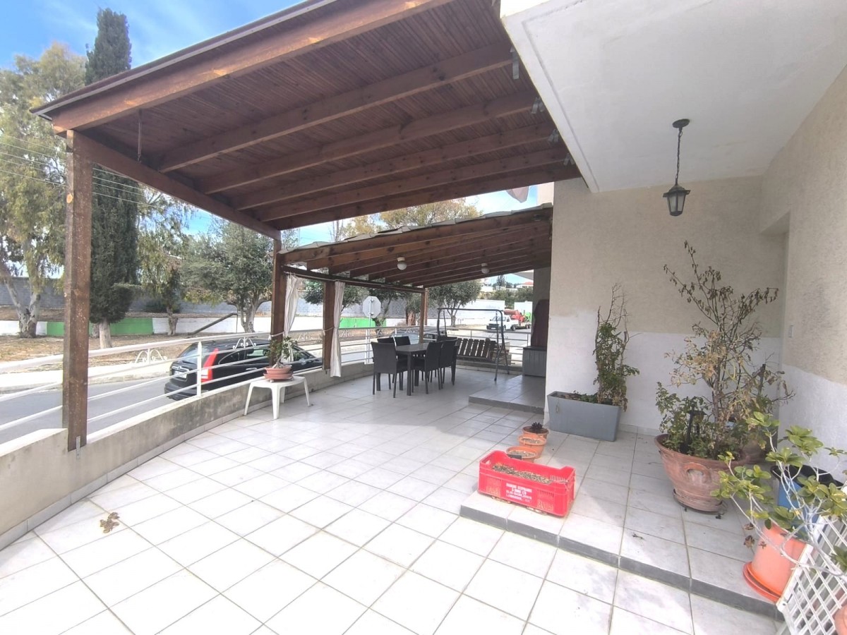 Town House For Sale  in  Chlorakas