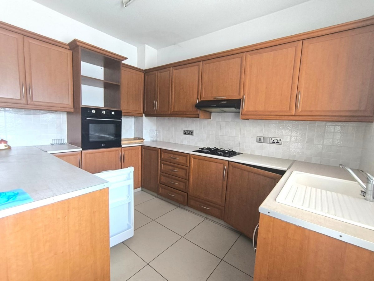 Town House For Sale  in  Chlorakas