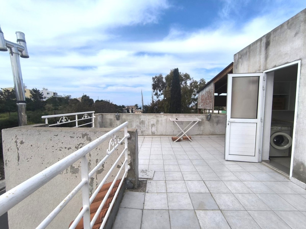 Town House For Sale  in  Chlorakas