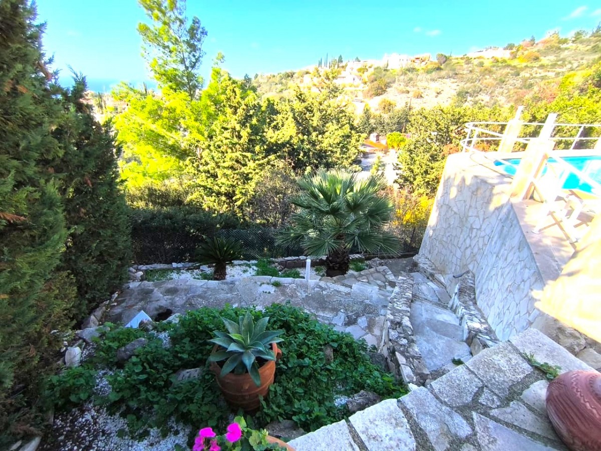 Detached Villa For Sale  in  Tala - Kamares