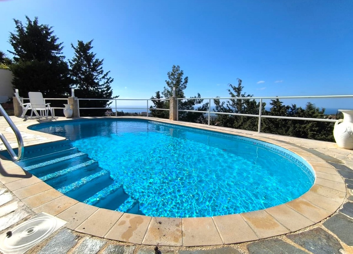 Detached Villa For Sale  in  Tala - Kamares