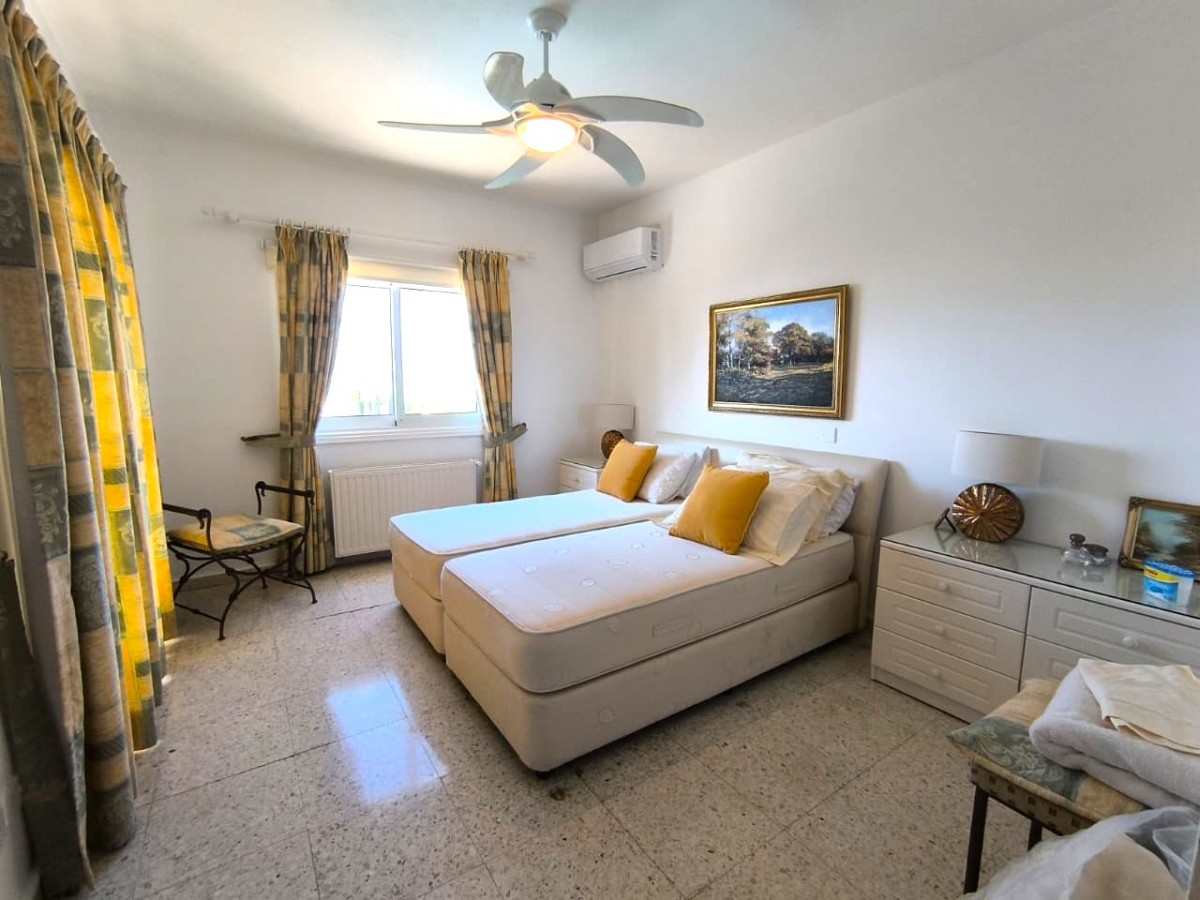 Detached Villa For Sale  in  Tala - Kamares