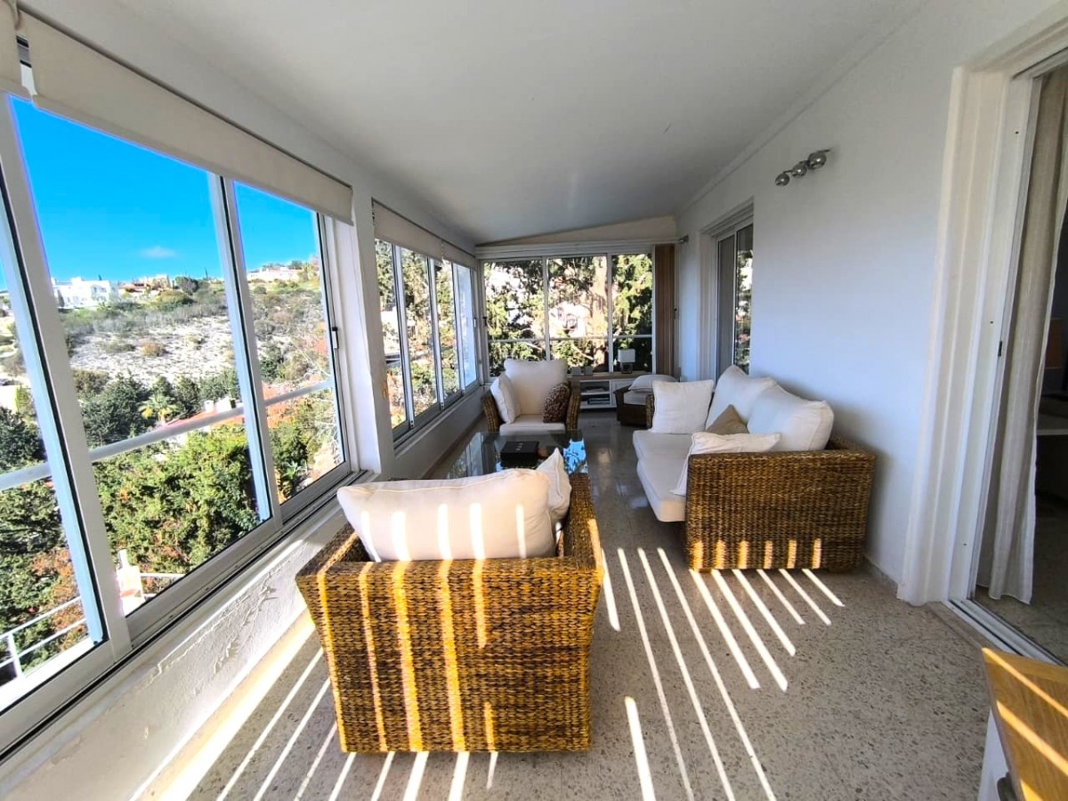 Detached Villa For Sale  in  Tala - Kamares