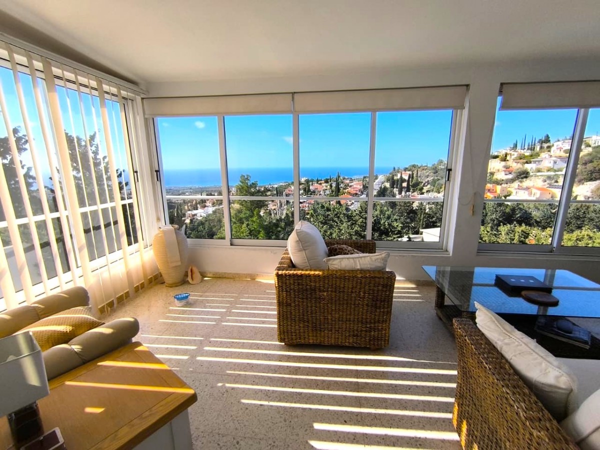 Detached Villa For Sale  in  Tala - Kamares