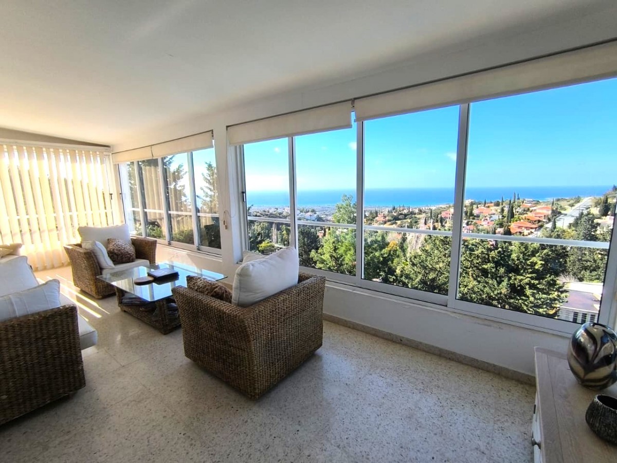 Detached Villa For Sale  in  Tala - Kamares
