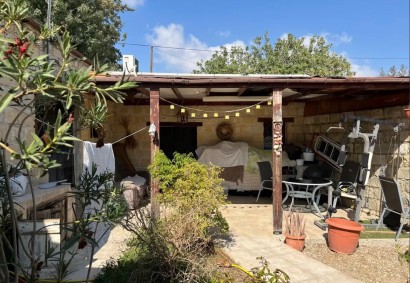 Nata, Paphos Traditional House For Sale | DT4021