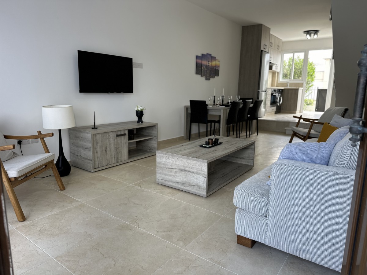 Town House For Sale  in  Kato Paphos - Tombs of The Kings