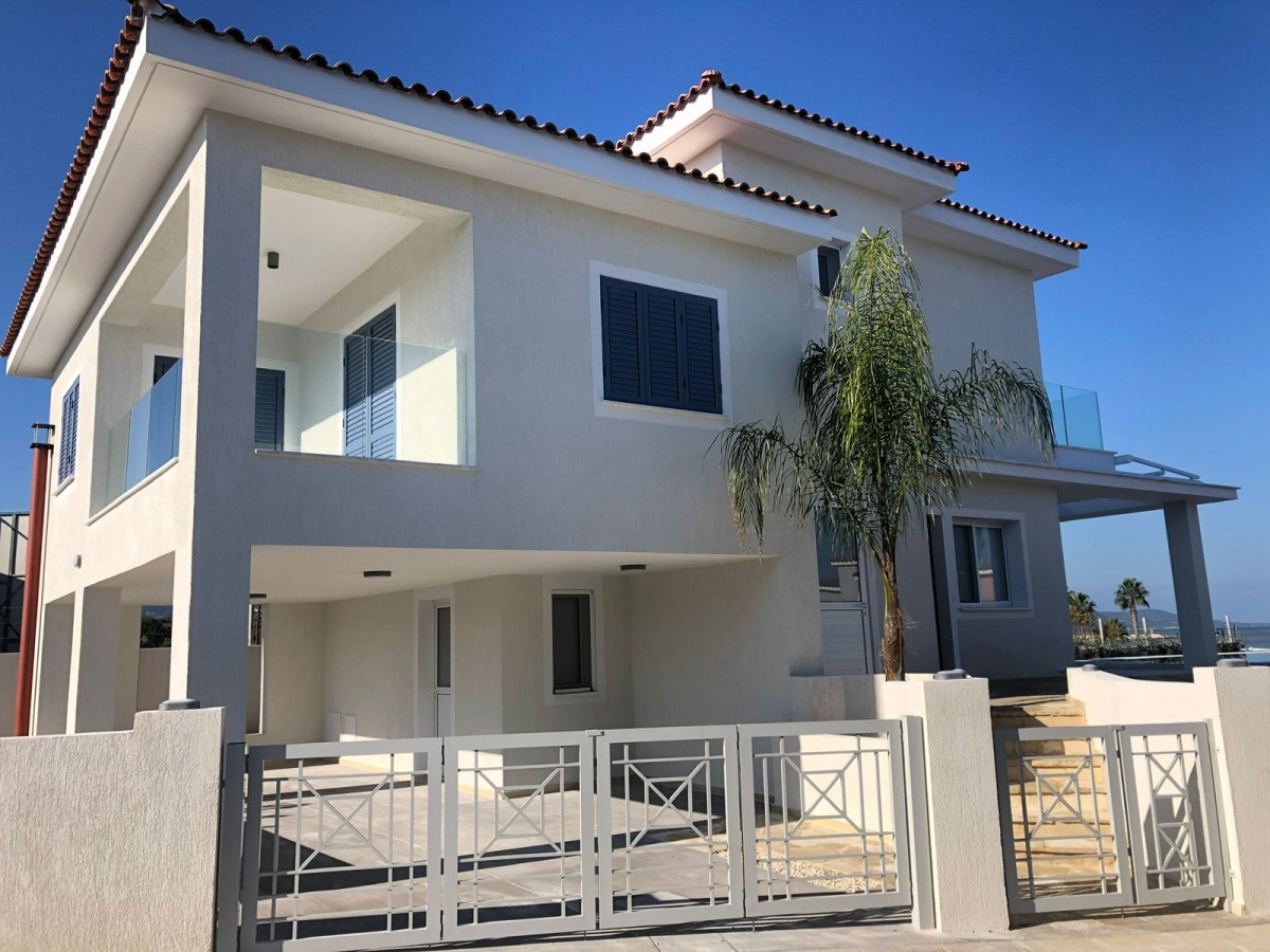 Detached Villa For Sale  in  Select Location