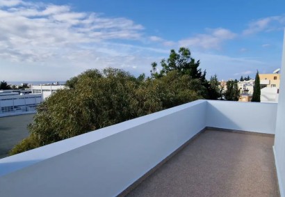 Paphos Town, Paphos Penthouse For Sale | DT4118