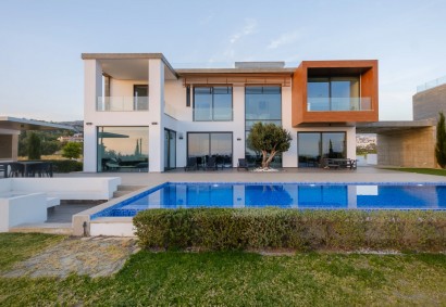 Peyia, Paphos Detached Villa For Rent | DT4121
