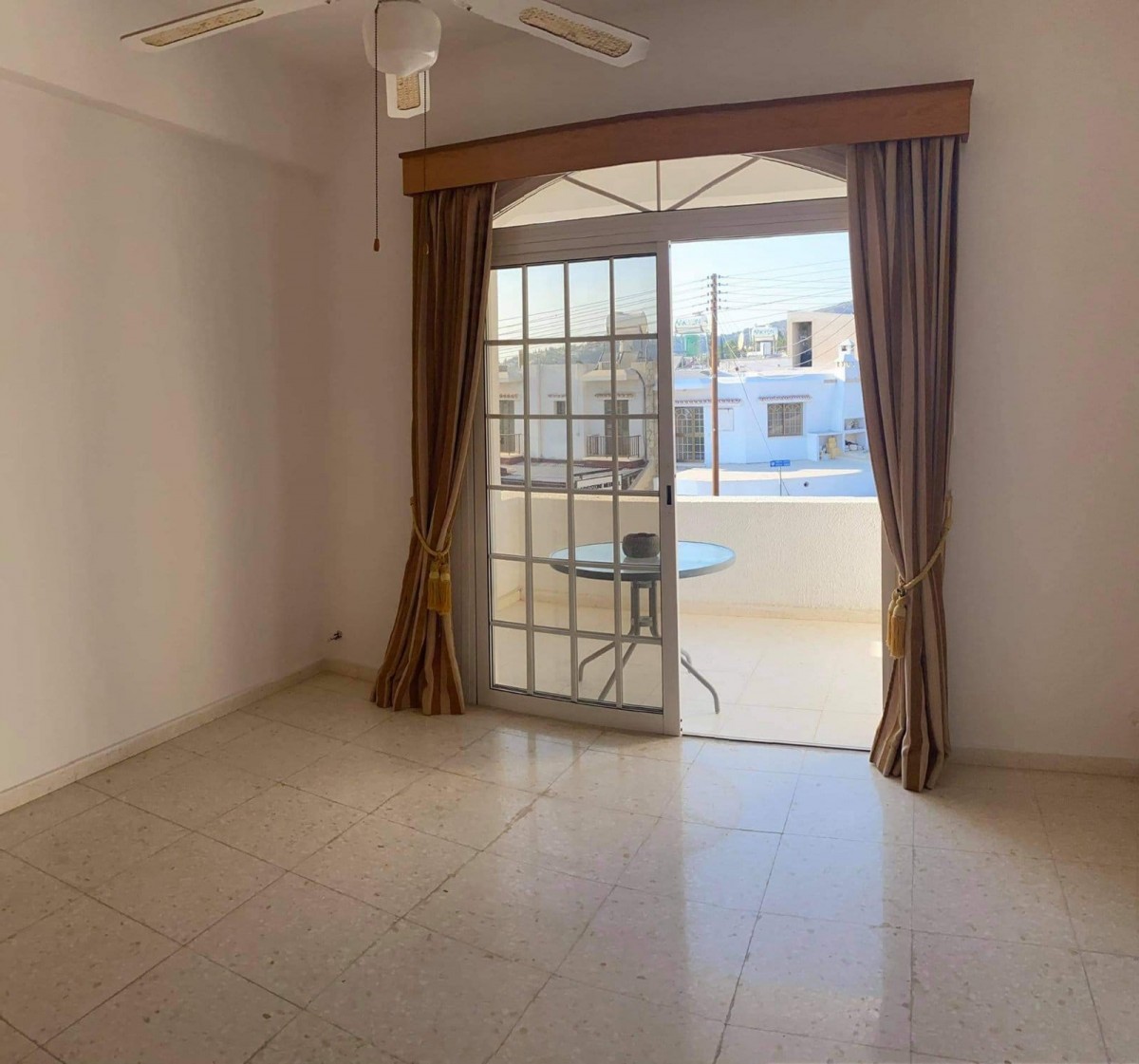 Apartment For Sale  in  Tala