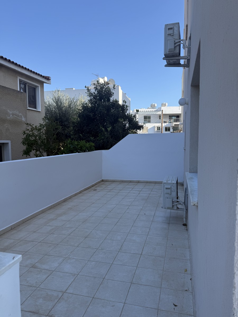 Ground Floor Apartment For Sale  in  Geroskipou