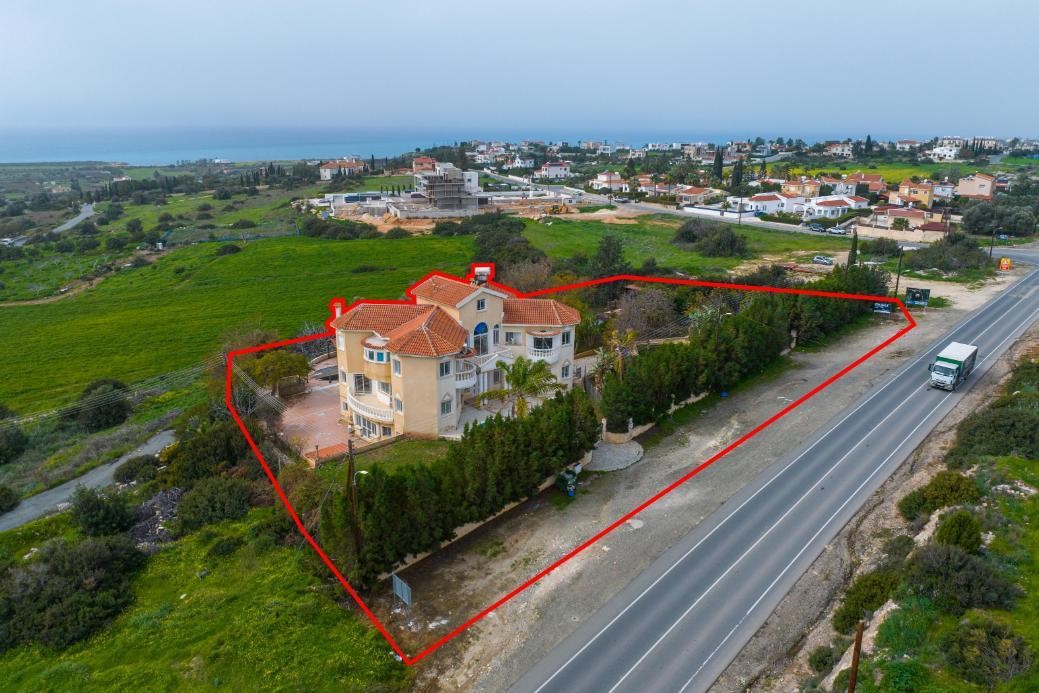 Peyia, Paphos Detached Villa For Sale | DT4157