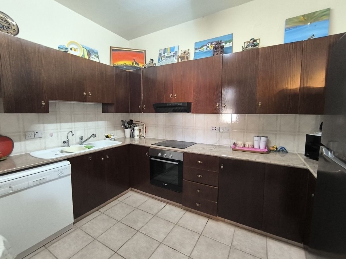 Traditional House For Sale  in  Akourdaleia Pano
