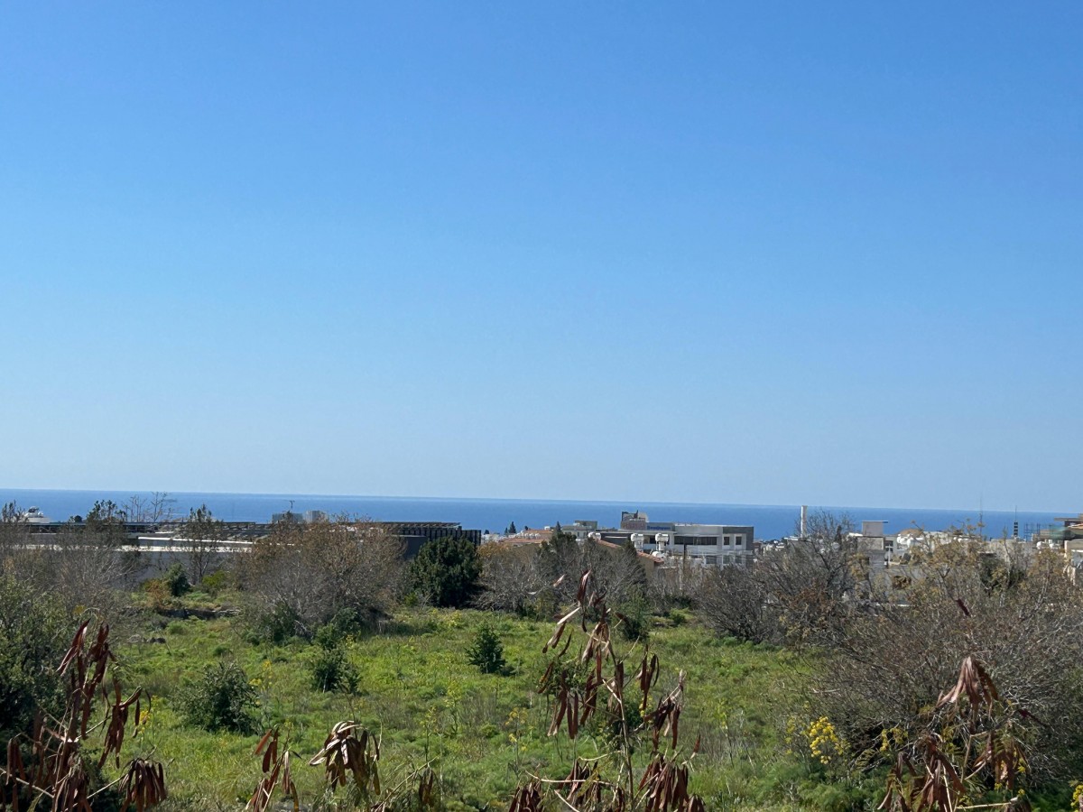 Town House For Sale  in  Anavargos