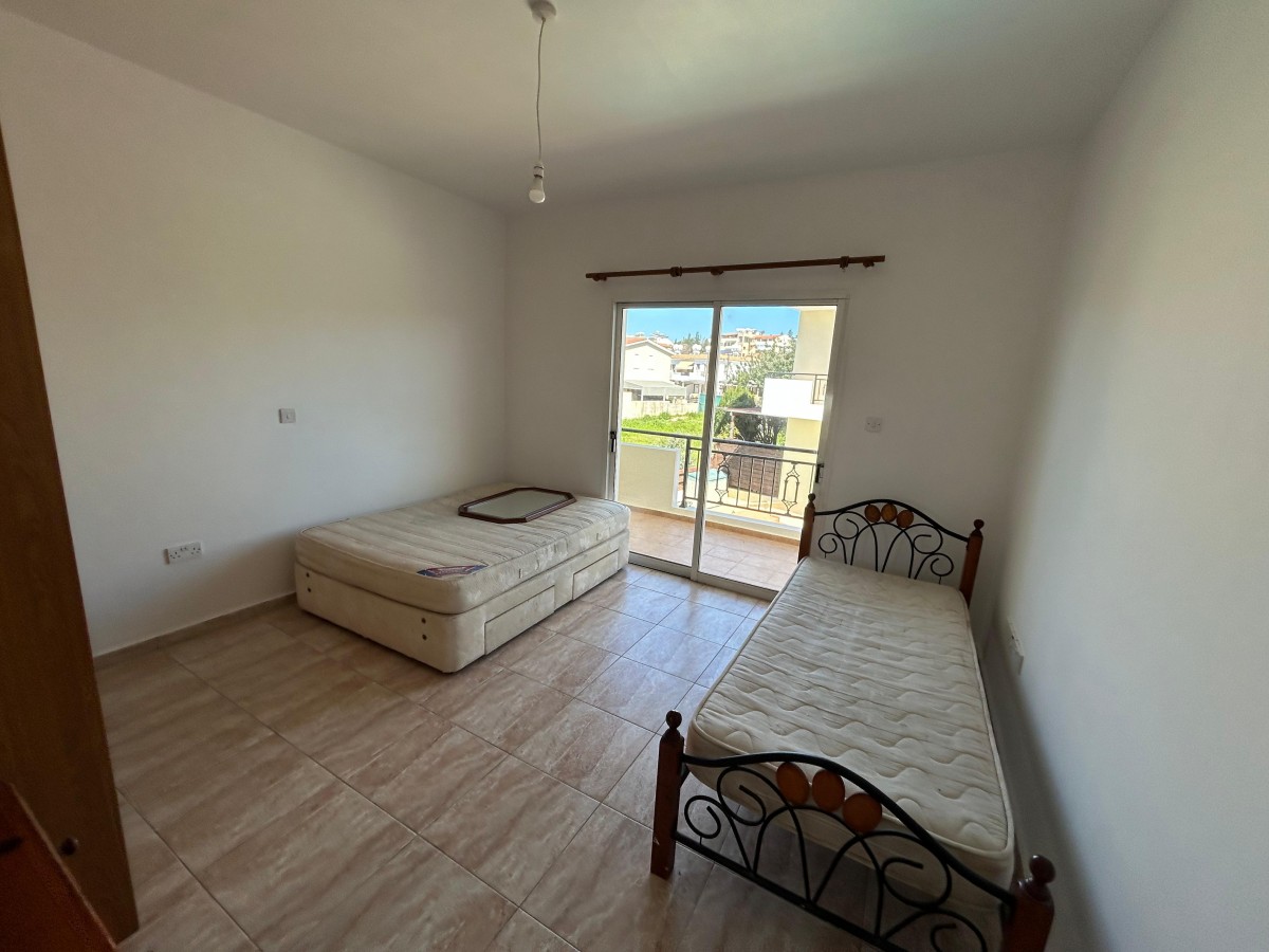 Town House For Sale  in  Anavargos