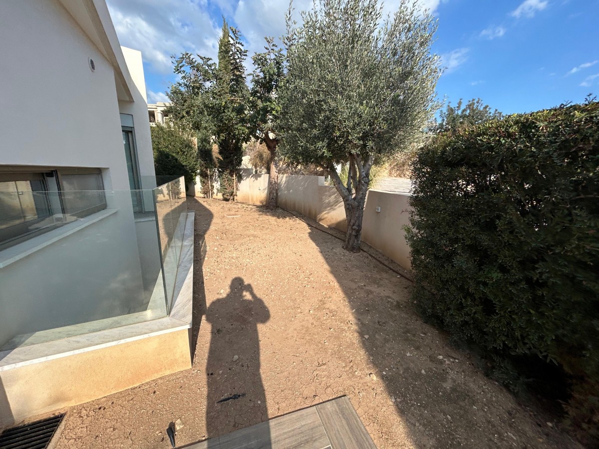 Detached Villa For Sale  in  Chlorakas