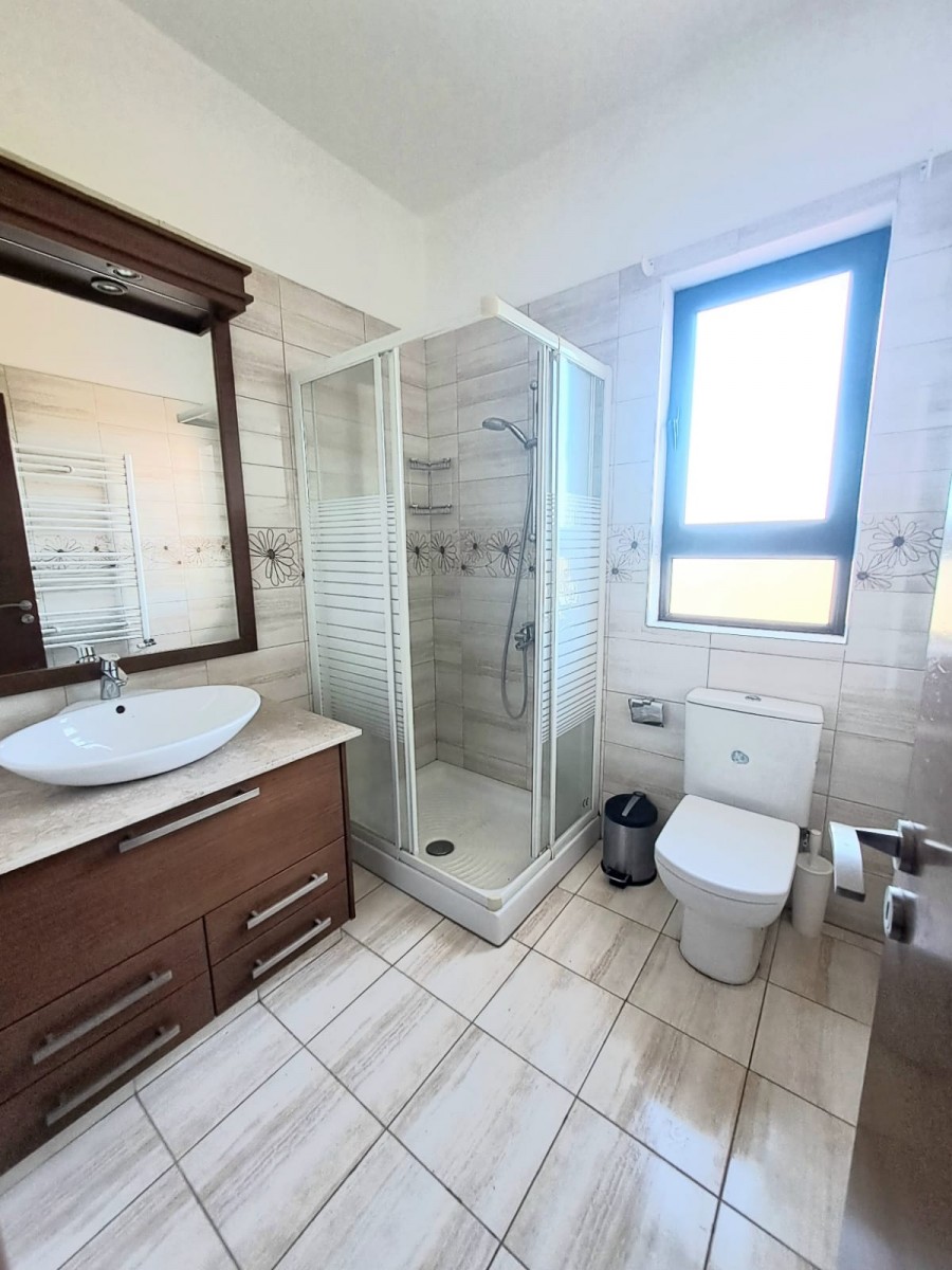 Detached Villa For Rent  in  Tsada