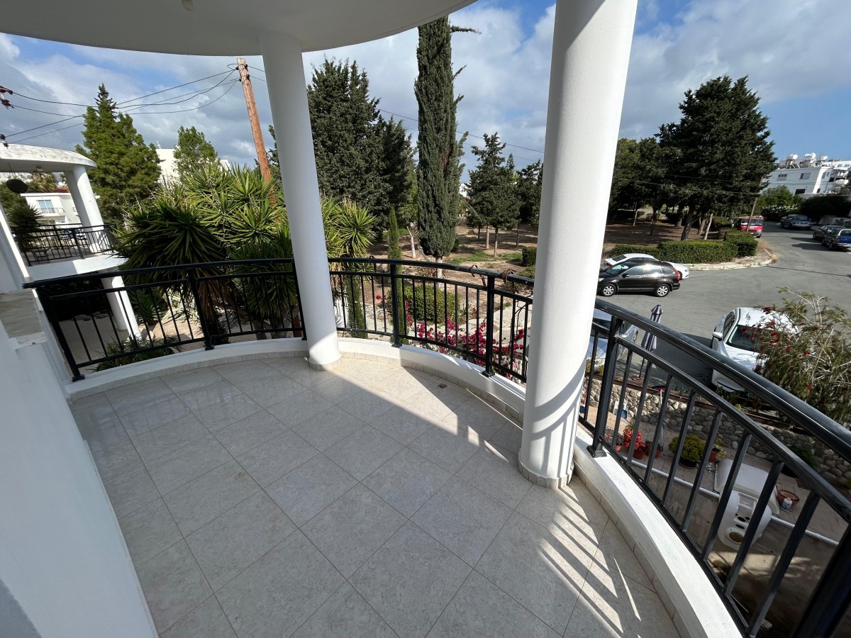 Detached Villa For Sale  in  Kato Paphos