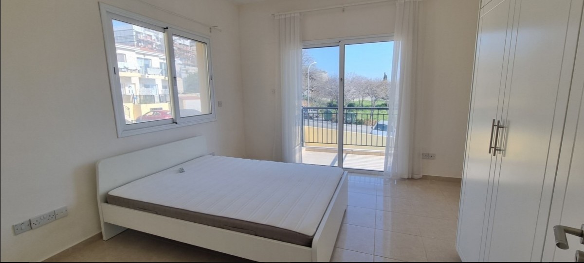 Town House For Sale  in  Kato Paphos - Universal