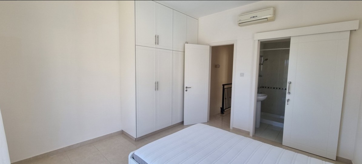 Town House For Sale  in  Kato Paphos - Universal
