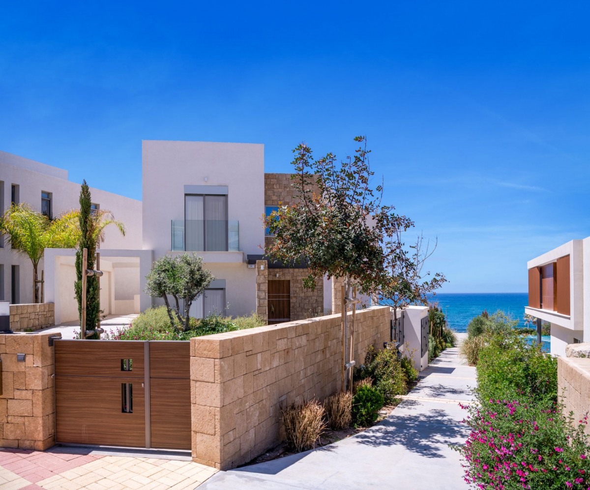Villas / Houses in Chloraka