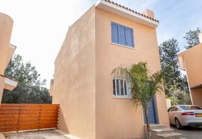 Kato Paphos, Paphos Apartment For Sale | DT4389