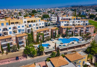 Geroskipou, Paphos Shop For Sale | DT4442