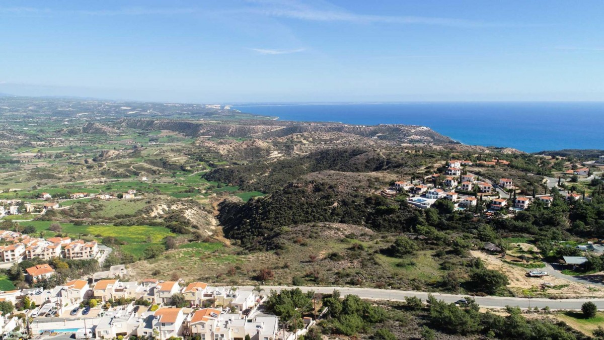 Plots & Land Parcels in Pissouri