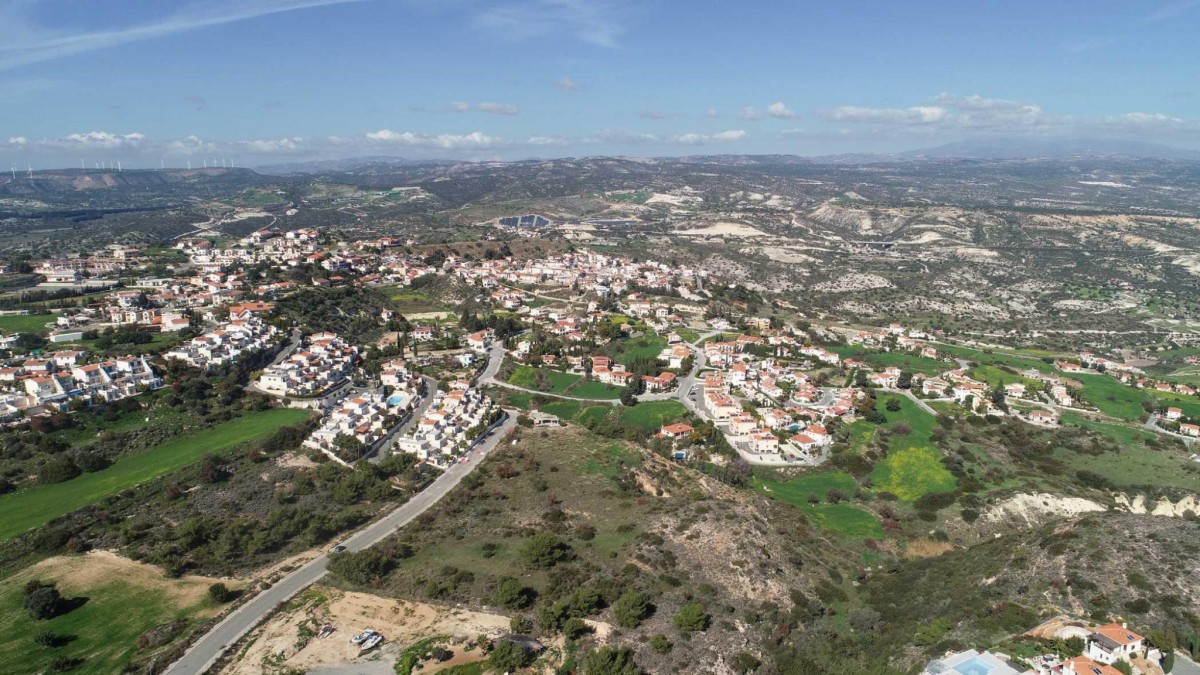 Plots & Land Parcels in Pissouri