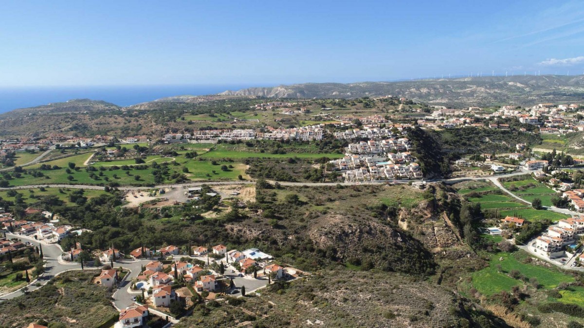 Plots & Land Parcels in Pissouri